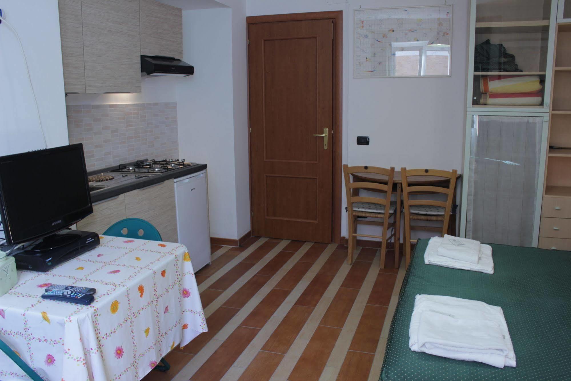 Tourist House Roma Apart otel Dış mekan fotoğraf