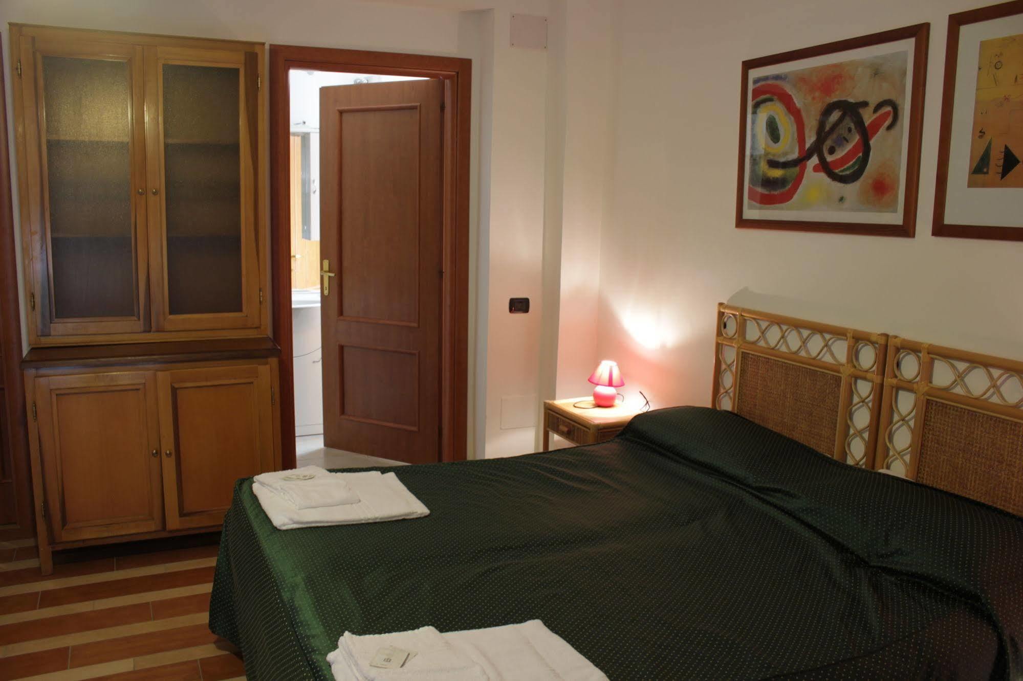 Tourist House Roma Apart otel Dış mekan fotoğraf