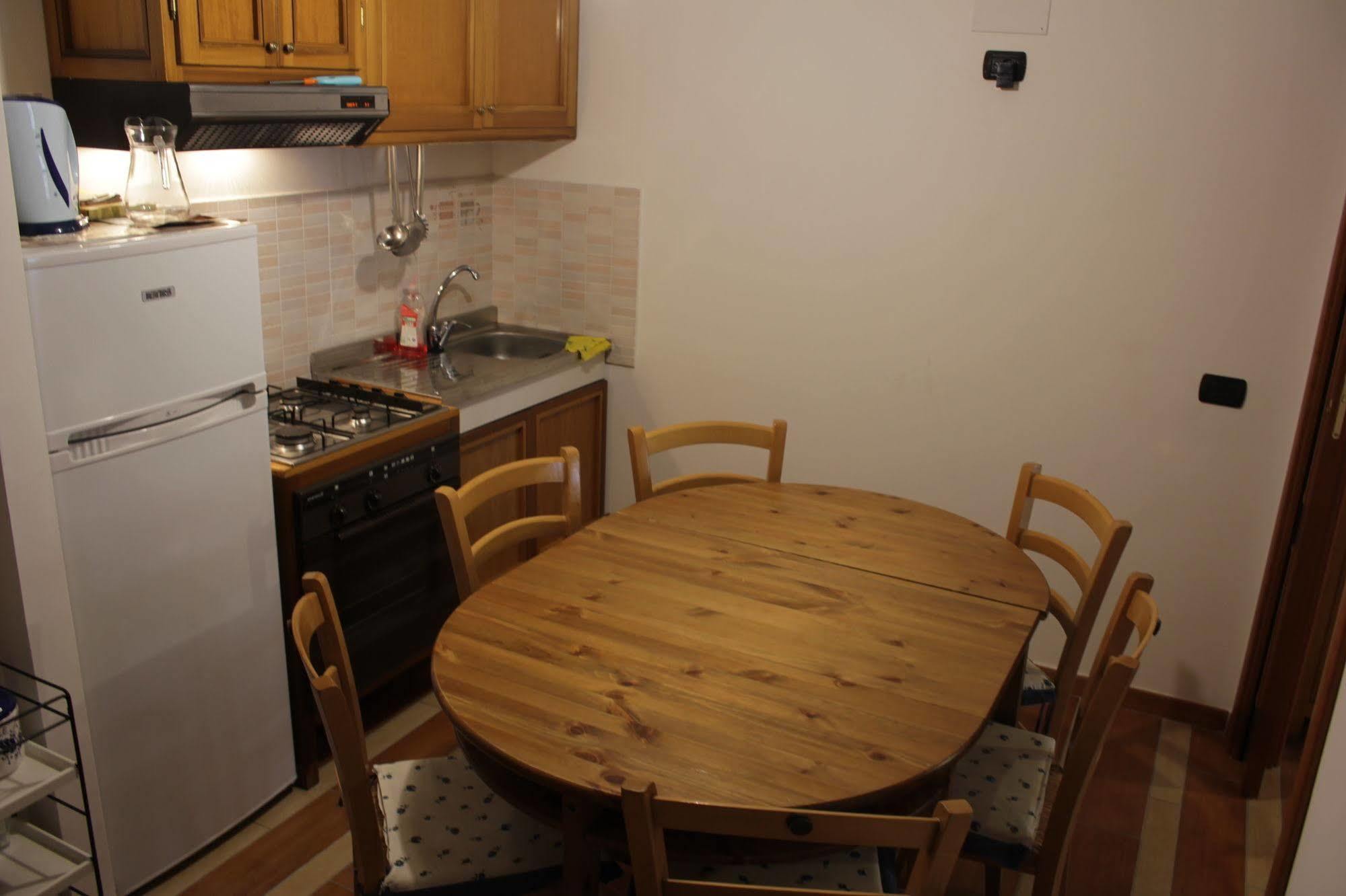 Tourist House Roma Apart otel Dış mekan fotoğraf